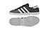 adidas Hamburg Trainingsschuh, Dark Grey/White