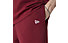 New Era Cap League Jogger Essential - pantaloni lunghi - uomo, Dark Red