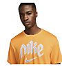 Nike Dri-FIT Run Division Miler - Laufshirt - Herren, Orange